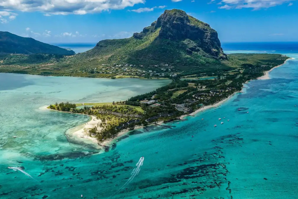 15 Best Places to Visit in Mauritius