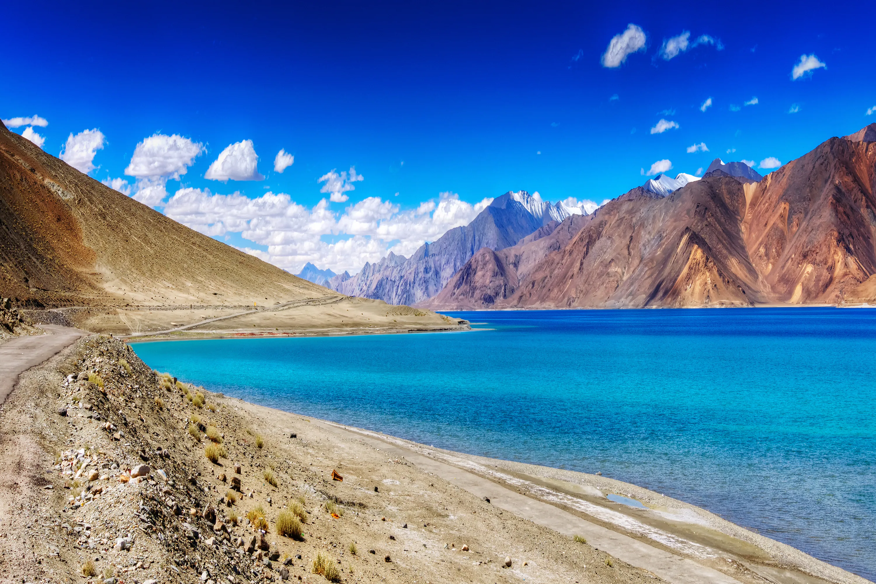 Leh Ladakh — Chasing Mountains & Memories